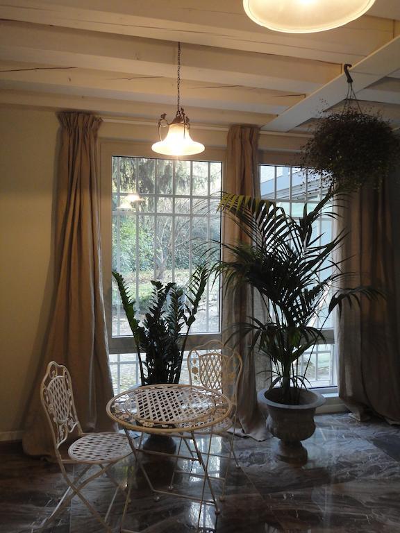 Corte Merighi Charming Rooms เวโรนา ภายนอก รูปภาพ