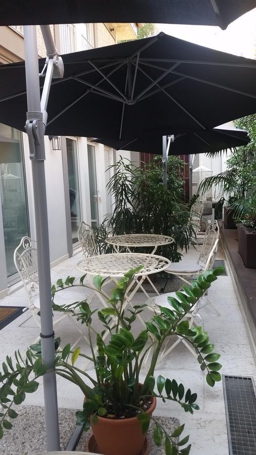 Corte Merighi Charming Rooms เวโรนา ภายนอก รูปภาพ